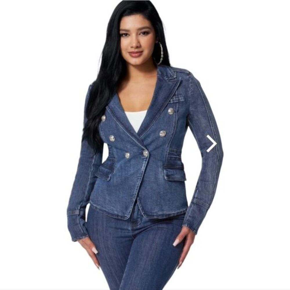 Bebe -956 Tailored Double Breasted Denim Jacket in Antique‎ Indigo Wash size 2 - Picture 2 of 16